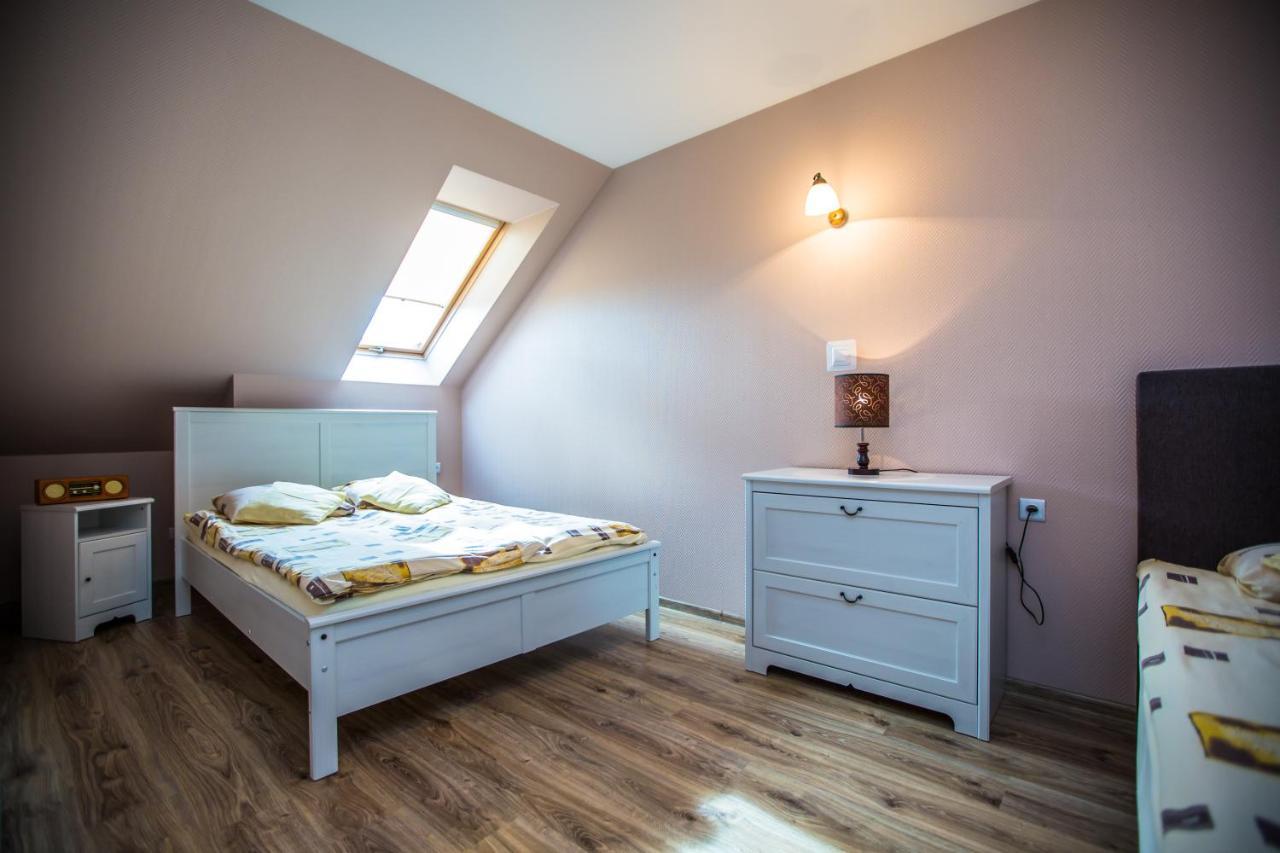 Kalmar Bed & Breakfast Darlowko Exterior photo