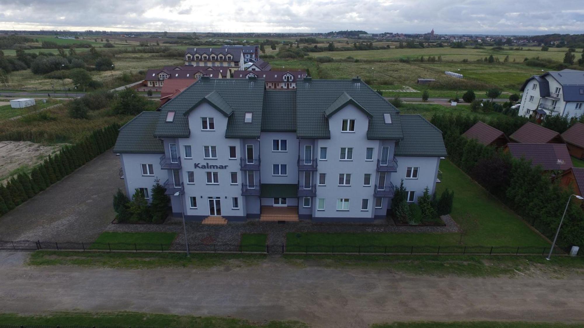 Kalmar Bed & Breakfast Darlowko Exterior photo